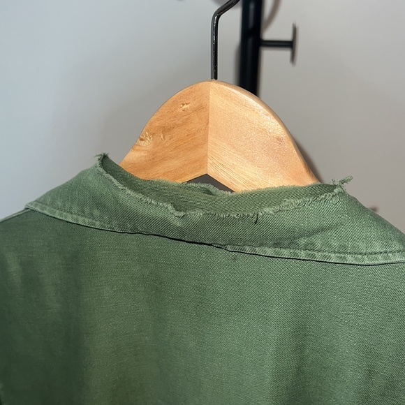 Urban Outfitters Find, Vintage Military Button-Up Top, Green, Medium - Picture 4 of 4